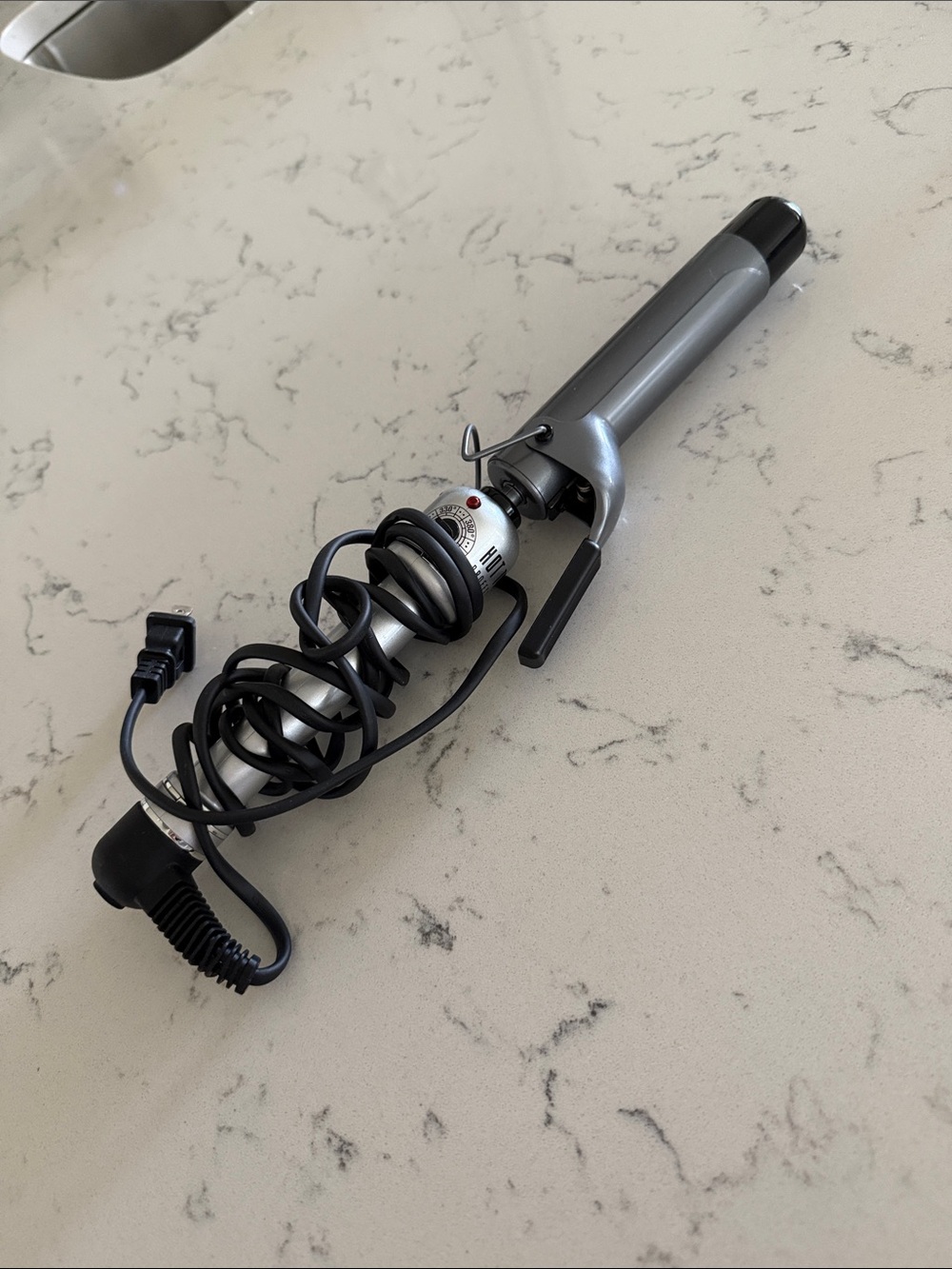 Hot Tools Diamond Platinum Salon Curling Iron 1-1/4 inch ceramic barrel